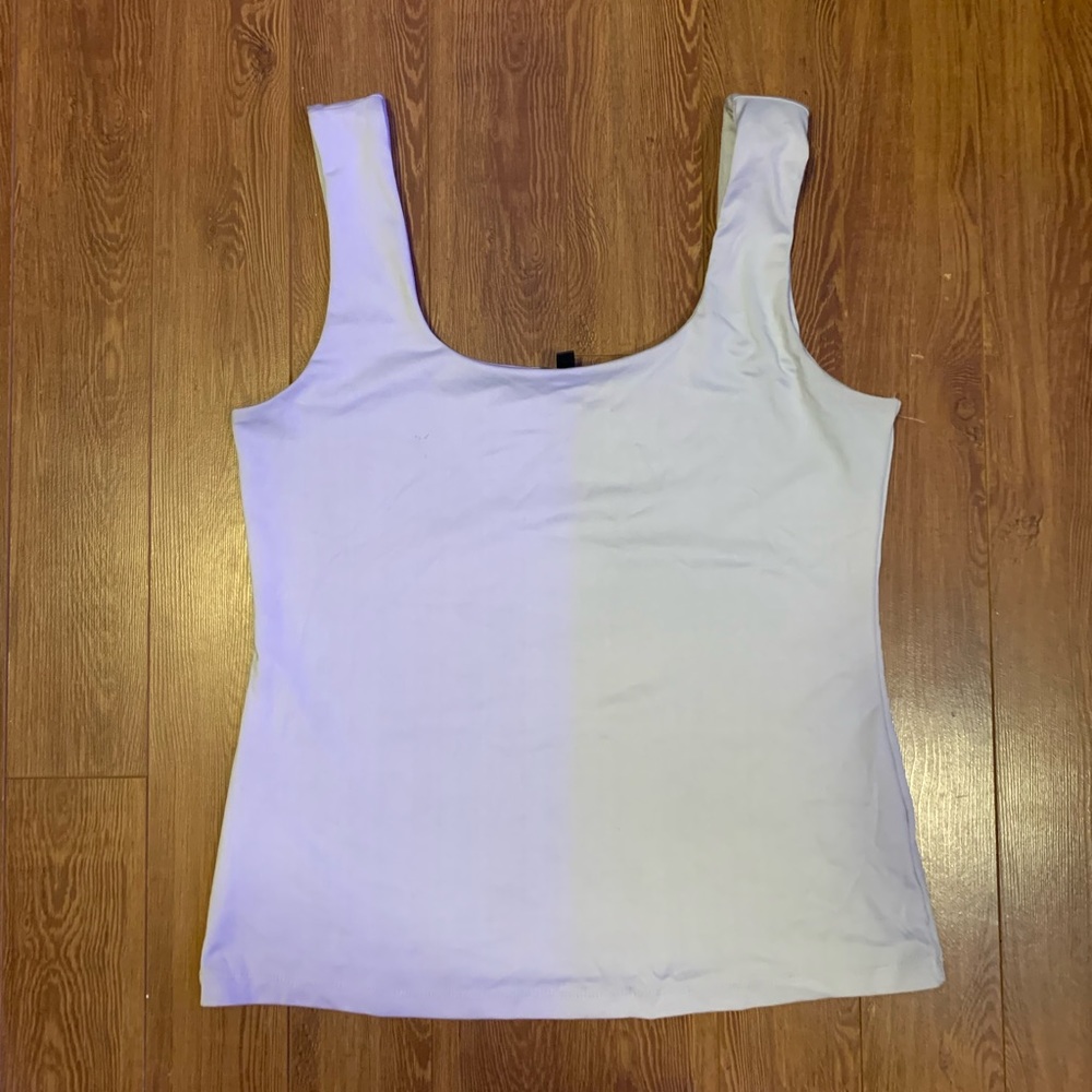 🦋3 for $20🦋 White Dynamite Tank Top- L